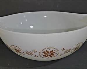 Lot 184   1 Bid(s)
Vintage Pyrex double handled mixing bowl