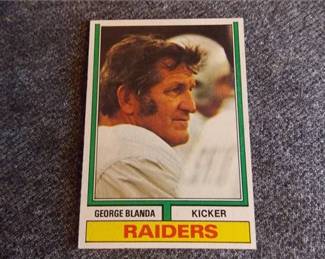 Lot m153   0 Bid(s)
1974 Topps #245 George Blanda