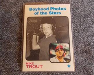 Lot m302   0 Bid(s)
Mike Trout 2022 Topps #341