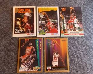 Lot m333   0 Bid(s)
Michael Jordan (low grade) - lot of 5
