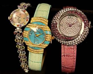 "Holly Jolly Jewels" in Evans, GA. Starts Closing on Sat 12/9 at 8p. Pickup on Mon 12/11 from 11-6p. Please click here to view more photos, descriptions, and current bids:&nbsp;https://ctbids.com/estate-sale/25629