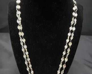 "Holly Jolly Jewels" in Evans, GA. Starts Closing on Sat 12/9 at 8p. Pickup on Mon 12/11 from 11-6p. Please click here to view more photos, descriptions, and current bids:&nbsp;https://ctbids.com/estate-sale/25629