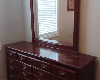 "Williston Wonders " in Williston, SC. Starts Closing on Wed 12/6 at 8p. Pickup: Fri 12/8 from 4-6p. Please click here to view more photos, descriptions, and current bids:&nbsp;https://ctbids.com/estate-sale/25702