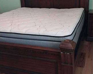 "Williston Wonders " in Williston, SC. Starts Closing on Wed 12/6 at 8p. Pickup: Fri 12/8 from 4-6p. Please click here to view more photos, descriptions, and current bids:&nbsp;https://ctbids.com/estate-sale/25702