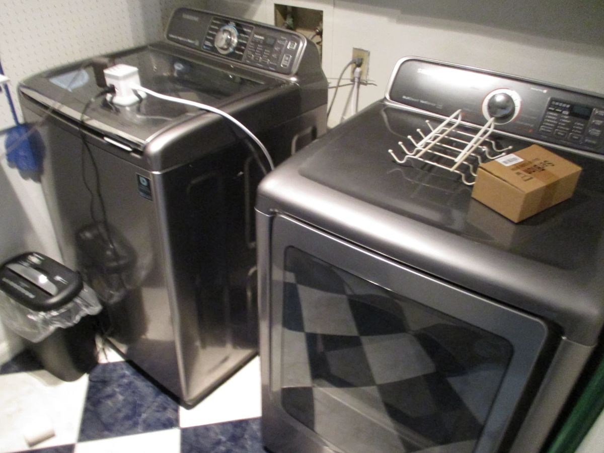 Quail Valley Estate Sale in Missouri City, TX starts on 12/7/2023