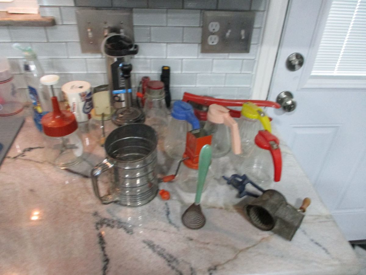 Quail Valley Estate Sale in Missouri City, TX starts on 12/7/2023