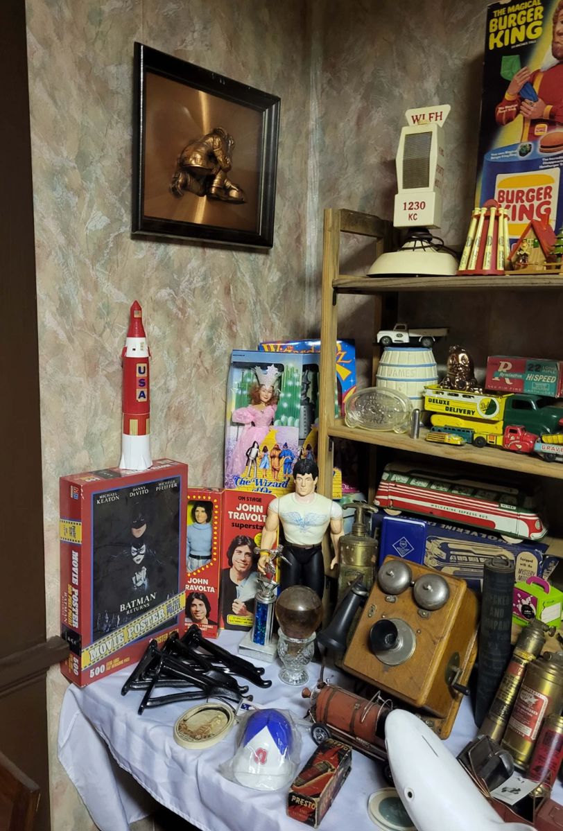 50 PLUS OFF Antique & TOYS TOYS TOYS Estate... starts on 1/4/2024