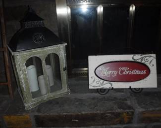 Candle House -  Holiday Décor 