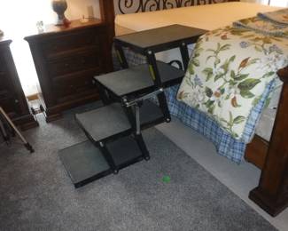 Heavy Duty Pet Stairs will a just the height of stairs for your pets, comfort