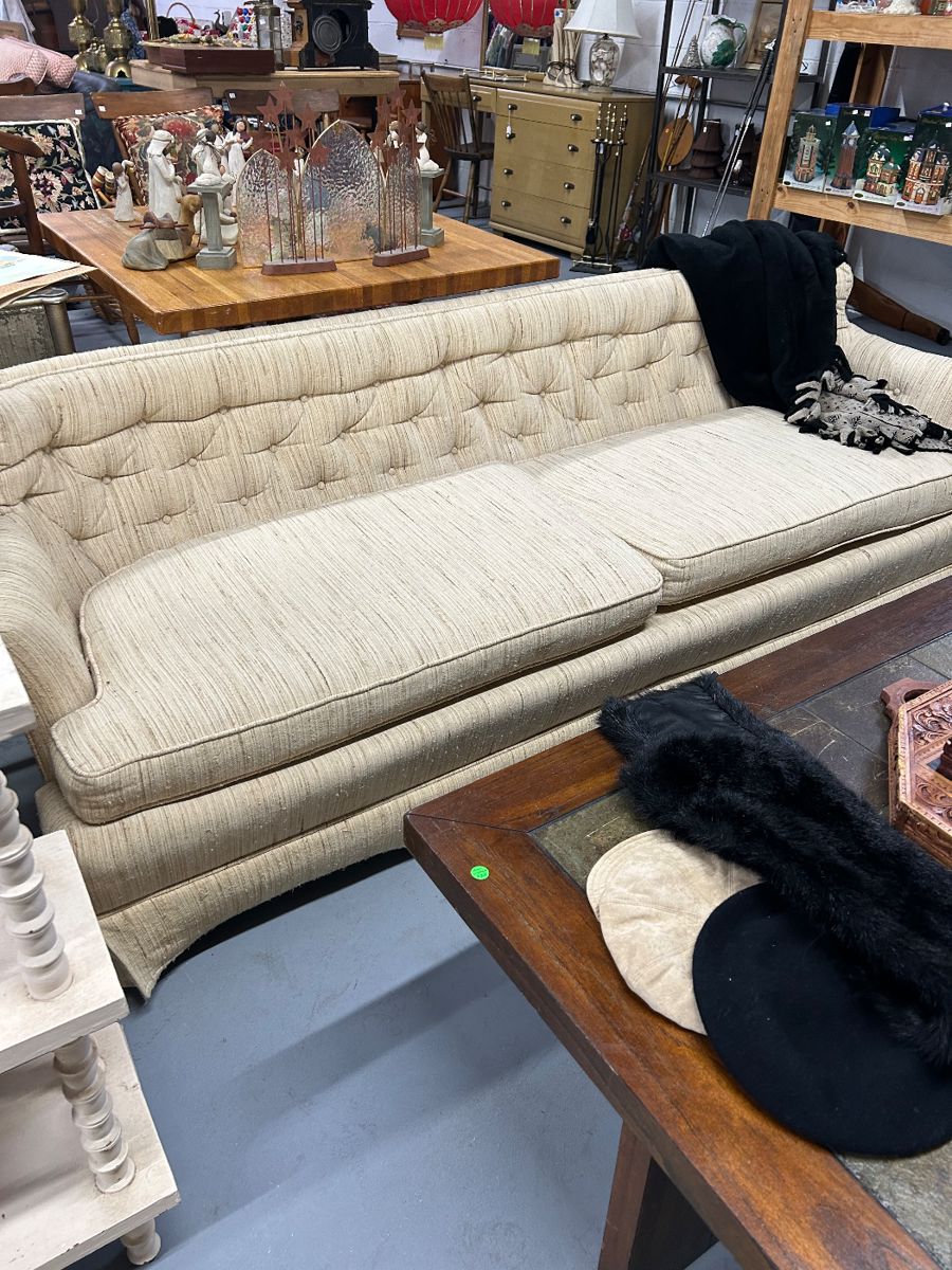 December Warehouse Sale in Wilmington, NC starts on 12/7/2023