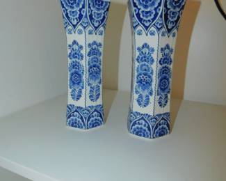 DELFT VASES