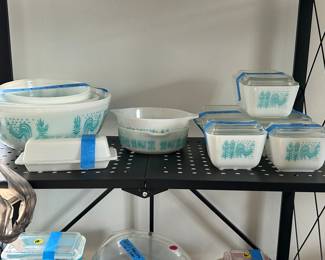 A large and impressive collection of vintage Pyrex.