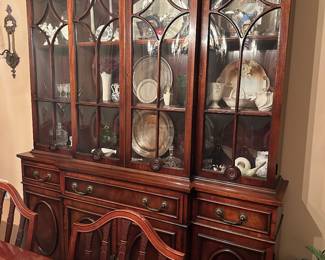 Mahogany hutch with bubble glass 1940’s