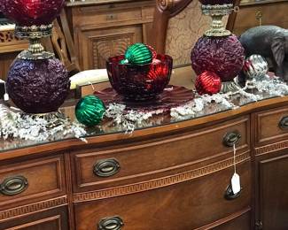 Wonderful decor throughout sale