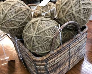 Great Basket and Balls for any primitive setting.