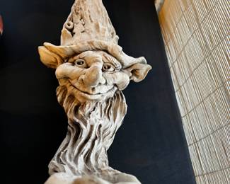 Wall gnome 
