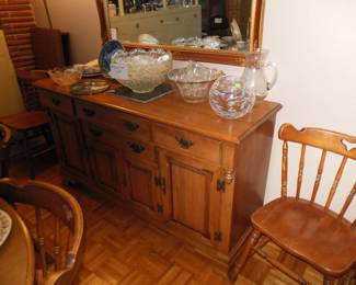 buffett nice gold mirror