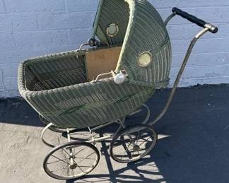 Antique Baby carriage