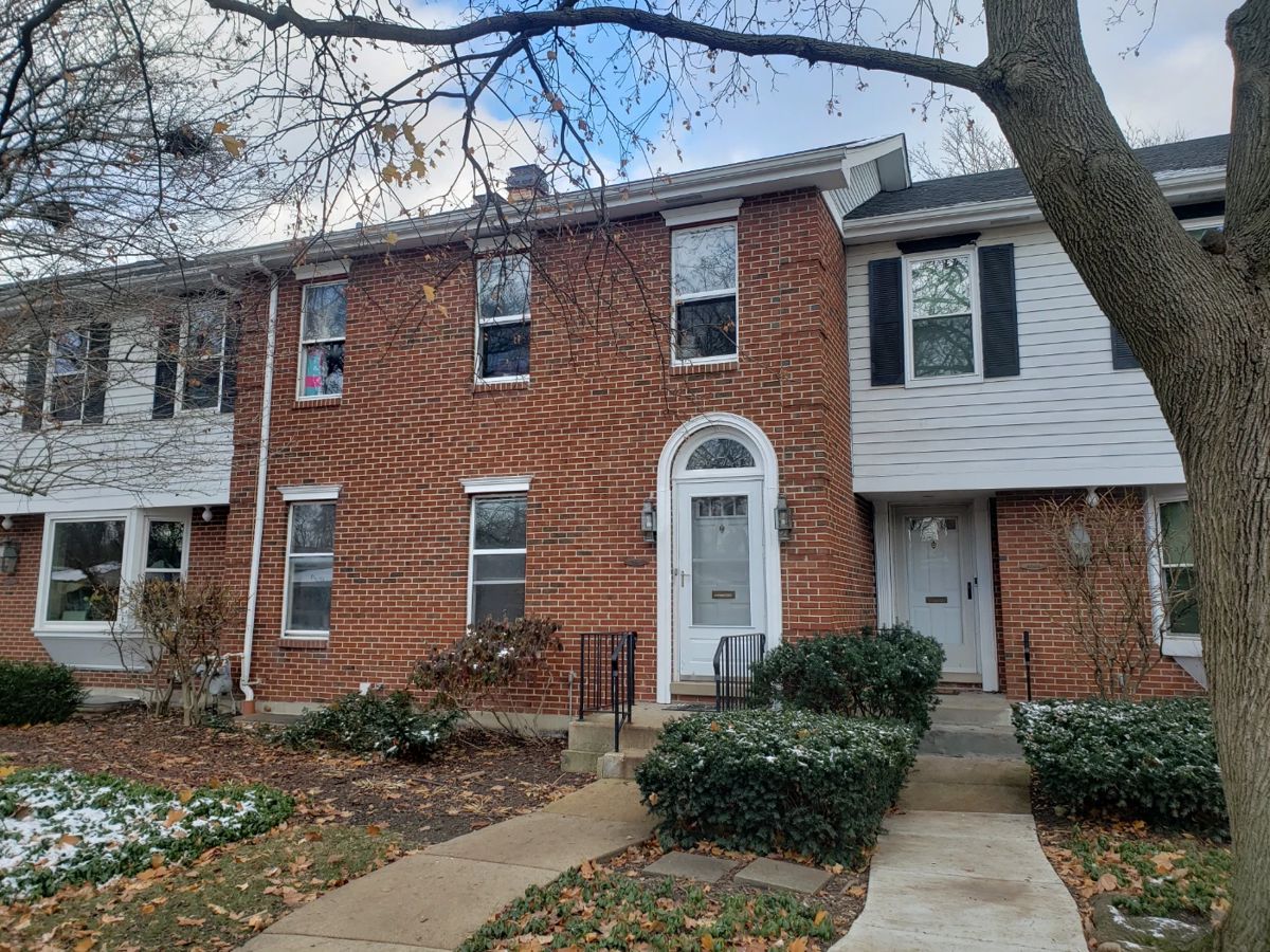 90 Off Monday! Evanston Estate Sale Furniture,... starts on 12/4/2023