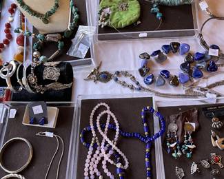 Rose quartz Chinese necklaces, native American