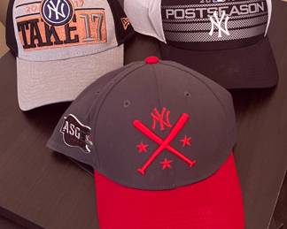 NEVER WORN YANKEES POST SEASON HATS