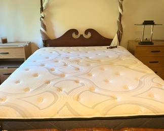 NEW QUEEN MATTRESS COMES WITH BED