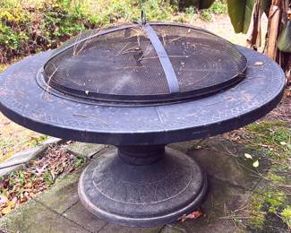 LARGE WOOD BURNING FIRE PIT