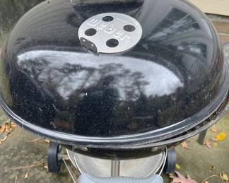 WEBER CHARCOAL GRILL