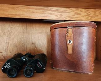 Binolux Binocular & Case
