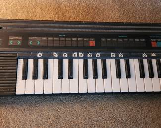 Yamaha Portable Keyboard