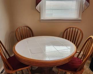 42" Round Oak and Tile Top Table w/4 Chairs