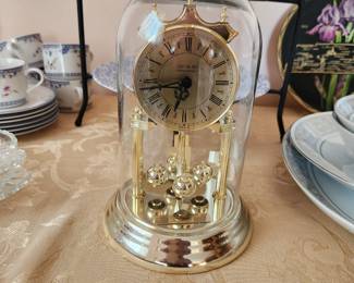 Danbury Anniversary Clock