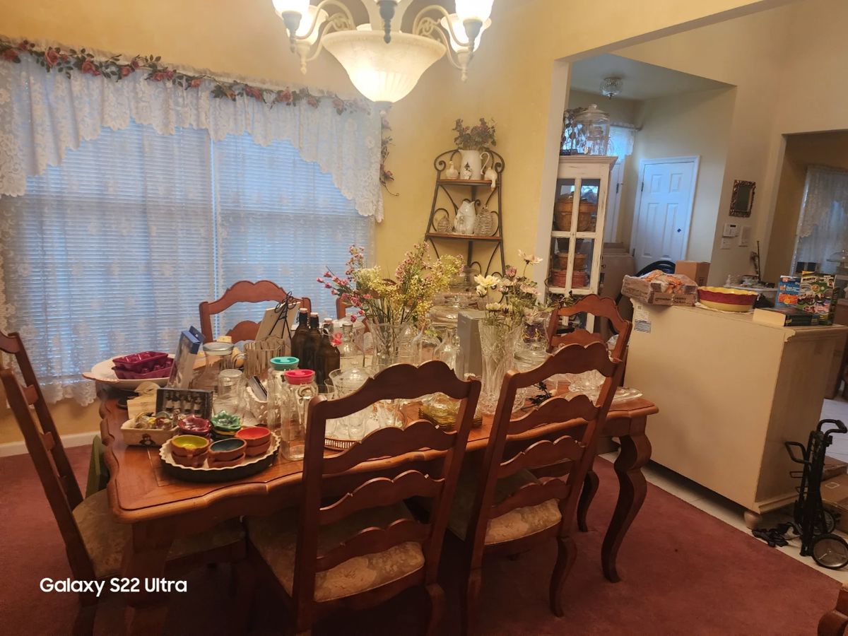 Monroe Estate Sale PACKED! Temptations Dinnerware... starts on 1/5/2024