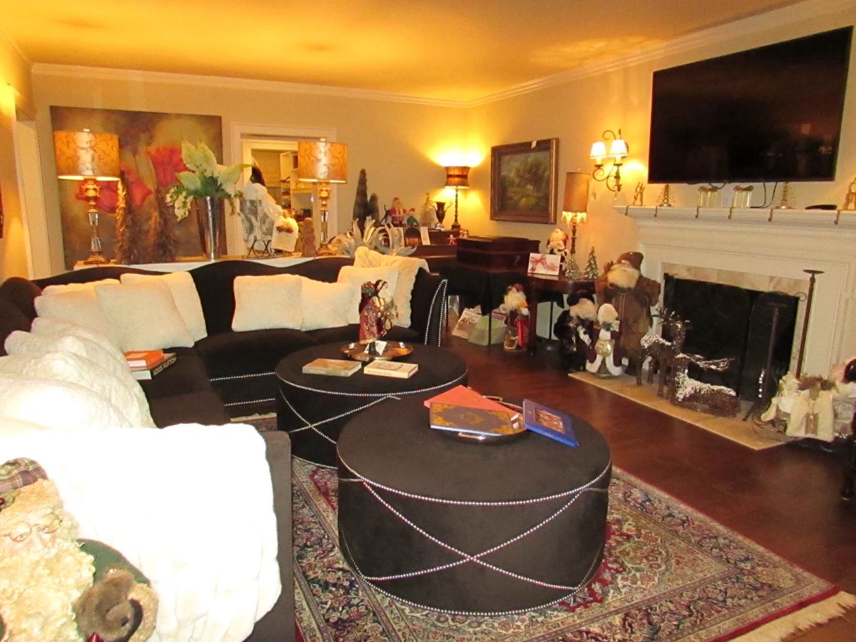 Exceptional Avondale Tag Sale in Canton, OH starts on 12/14/2023