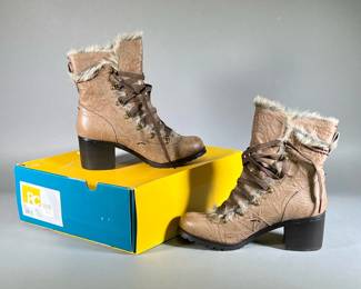 (NEW) BC ARCHIVES LEATHER BOOTS | Archives brown leather boots with fur outlining. Size 9.

