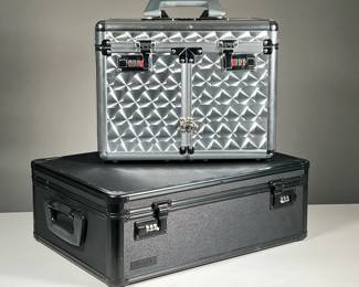 (2PC) METAL BRIEFCASE AND TRAVEL MAKEUP CASE | Includes black metal briefcase and metal ale up case with locks, handle, interior mirror and many pockets & storage space. - l. 9 x w. 14 x h. 11 in (Makeup case)