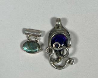 (2PC) MIXED PENDANTS | Including oval gemstone medallion and curved & bent fork medallion with glass bead. - h. 2 in (curved fork medallion)

