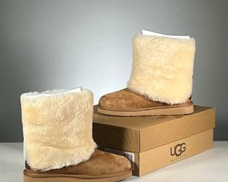 [NWT] UGG PATTEN BOOTS | Ugg Australia chestnut brown tall boots with cream fur, women's size 8. 
