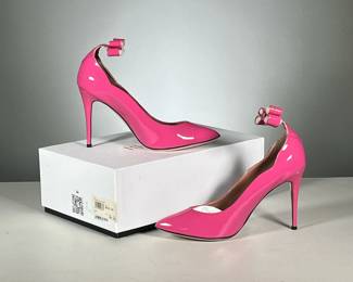 [NEW] PINK ITALIAN HEELS | Vero Cuoio / Red V heels in pink patent leather, women's size 40.5 (box with $495 price tag)
