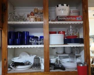 Libby glasses, William Sonoma bowls, Corning ware vintage