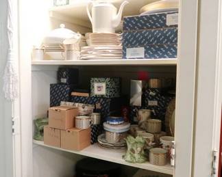 Fitz & Floyd china, Royal Doulton