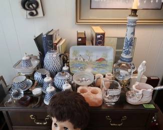 Russian blue/white tea set