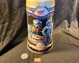 LOT 13 - MILLER HIGH LIFE MAN ON THE MOON