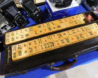 Antique Mahjohng set