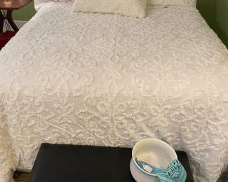 New full size bed with chenille set