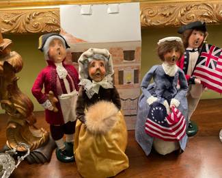 Colonial carolers ( George, Martha , Betsy and some British soldier)