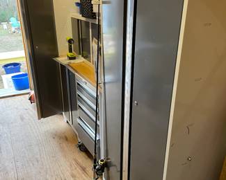 Wonderful 5 piece metal garage storage unit with work bench and tool chest