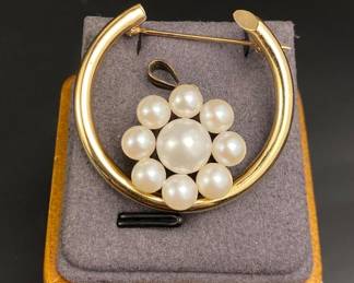 14k gold brooch and 8k gold pearl pendant
