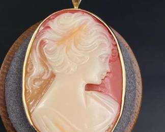14k gold cameo large pendant 2” long