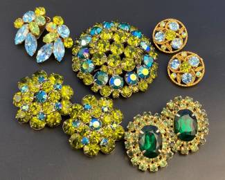 Vintage green rhinestone lot